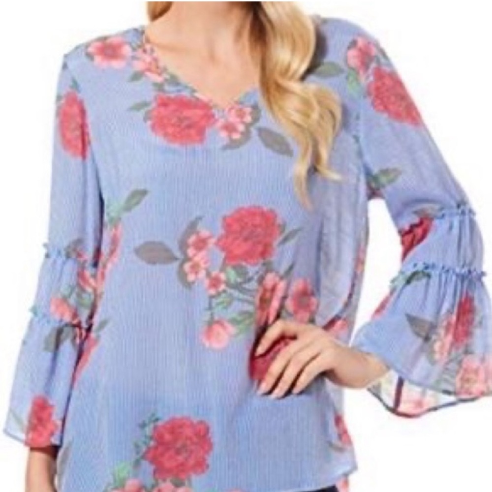 ‼️$7‼️ Zac & Rachel - Pinstripe Floral - Boho - Tiered Bell Sleeves